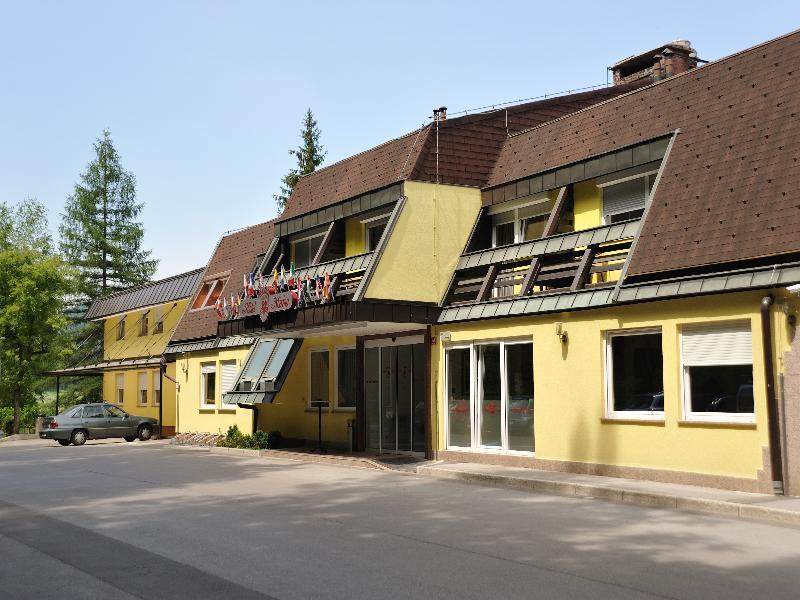 Hotel Medno Екстер'єр фото