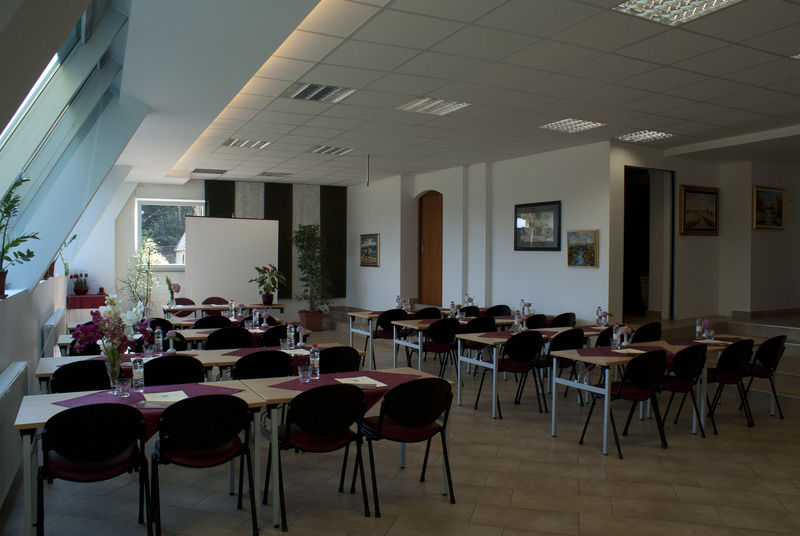 Hotel Medno Екстер'єр фото
