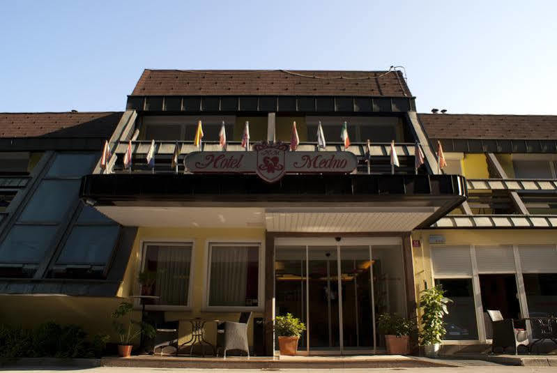Hotel Medno Екстер'єр фото