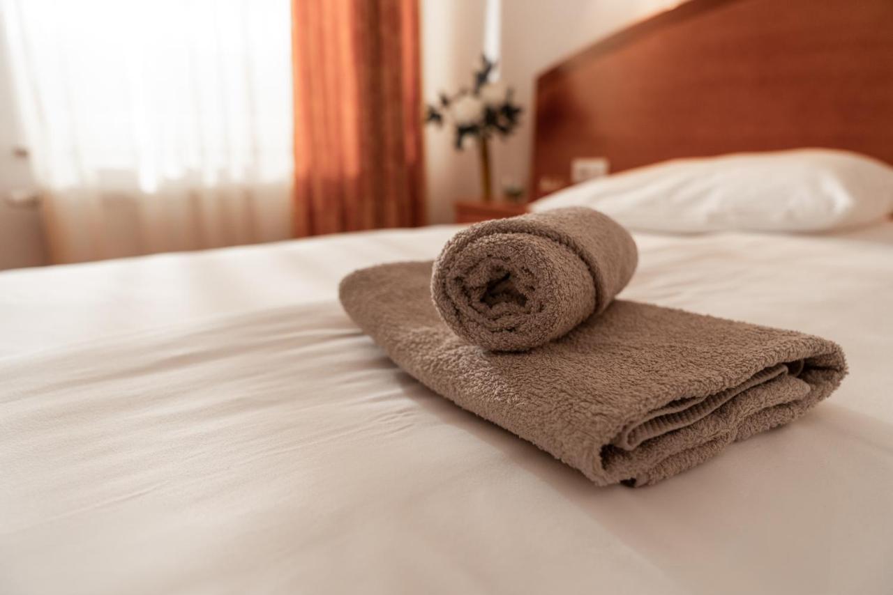 Hotel Medno Екстер'єр фото
